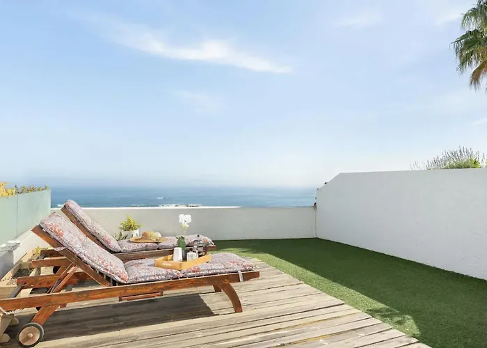 Stunning Sea View Clifton Apartment